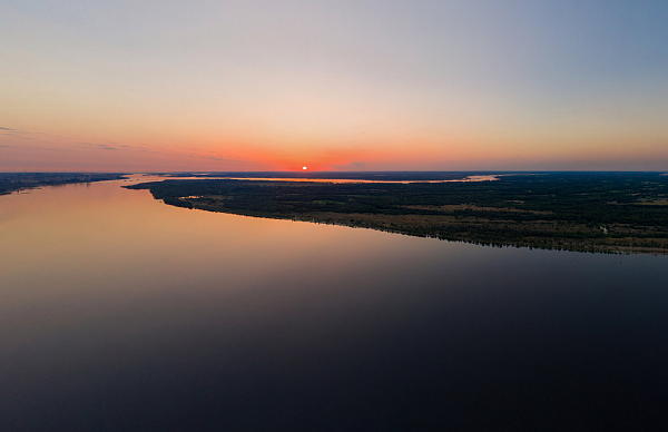 Фотография для ОСТРОВ САРПИНСКИЙ на рассвете с высоты птичьего полета